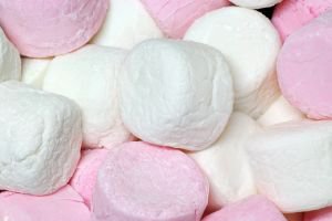 Pasta de Marshmallow (maleabila pentru decoruri)