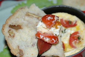 Mini-clafoutis de tomates au chèvre