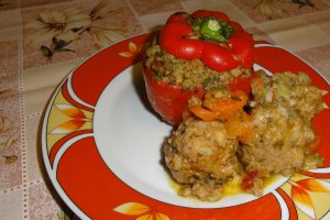 Ardei umpluti cu carne de porc