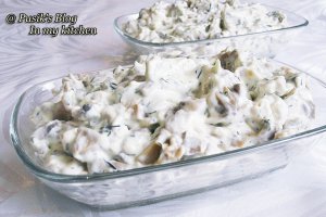 Salata de ciuperci cu maioneza si usturoi