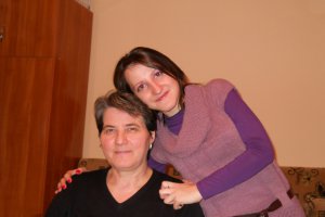 Tort cu zmeura si glazura de ciocolata
