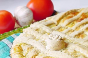 Tarta cu mascarpone si mozzarella