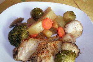 Pui cu legume la Dry Cooker