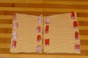 Cornulete cu rahat rosu:))