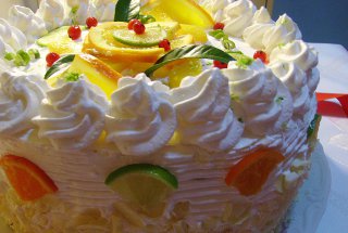 Tort Ramona (cu piersici şi portocale)