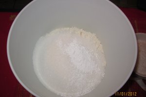 Negresa cu nuca de cocos