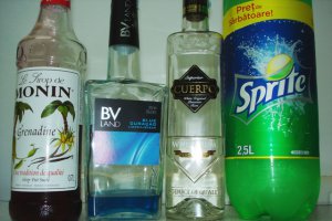 Cocktail Bluegrenade