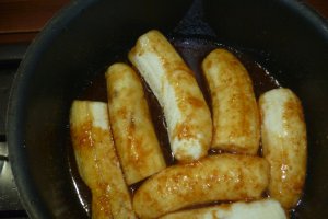 Banana in sos caramel si frisca