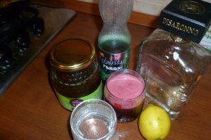 Cocktail de rodii si menta