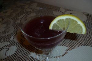 Cocktail de rodii si menta