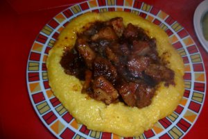 Tochitura cu mamaliguta