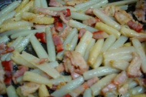 Salata de sparanghel cu bacon