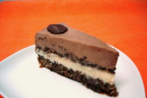 Tort cu doua creme de ciocolata