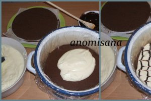 Tort cub de lapte acoperit cu pastă marshmallow pentru moţ