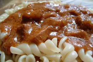 Stufat de porc scaldat in sampanie