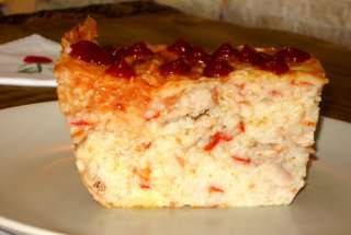 Orez cu piept de pui,suc de rosii si cascaval