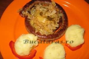 Salata de varza murata cu boia