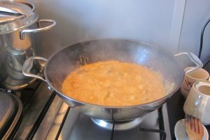 Bucatele de porc cu ciuperci si sos de ardei