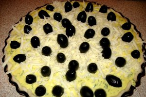 Tarta mediteraneeana cu branza si masline by Ruxy