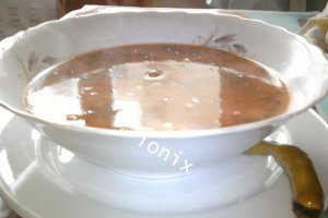 Ciorba de fasole cu zeama de varza (de post)
