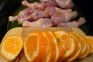 Pulpe de pui cu clementine si sos de portocale