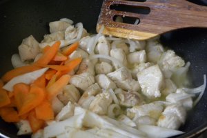 Pui cu Vitasia wok sauce curry (by Lidl)
