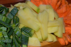Ciorba de porc cu gogosari marinati