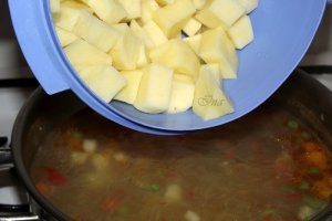 Ciorbita cu pulpa de porc