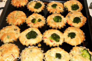 Briose aperitiv