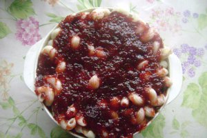Cuib din paste cu nucă şi gem