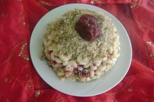 Cuib din paste cu nucă şi gem