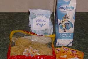 Taitei cu lapte