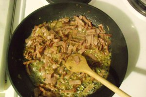 Spaghete carbonara, reţetă cu smantana
