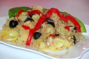 Salata de cartofi cu ton