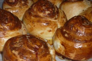 Chifle cu parmezan si chimen
