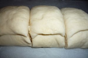 Chifle cu parmezan si chimen