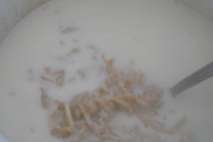 Taitei de casa cu lapte