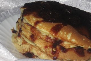 Clatite cu dulceata de capsuni