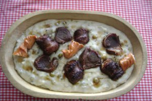 Mazăre în sos alb