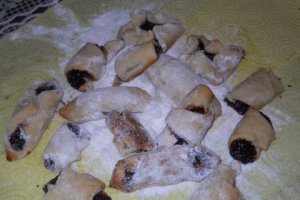 Cornulete cu magiun