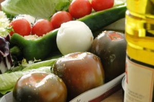 Salata "coloré",cu rosii kumato