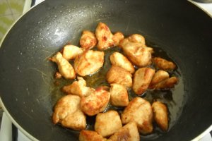Pui cu lapte de cocos
