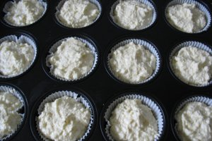 Muffins cu nuca de cocos