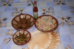 Sandvici cu falafel