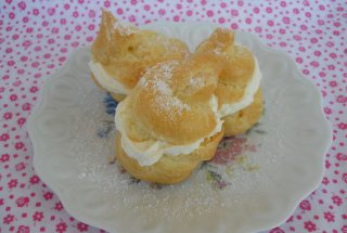 Choux a la creme