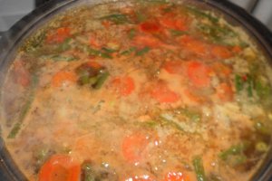 Ciorba de pui cu legume