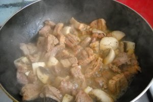 Coronita cu carne