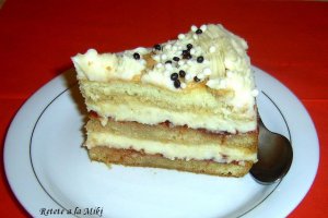 Tort cu crema de sampanie