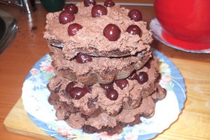 tarta cu ciocolata si visine