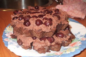 tarta cu ciocolata si visine